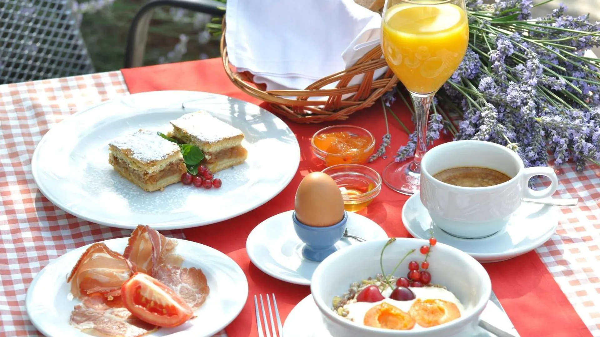Casa Romantica La Parenzana Buje Bed & Breakfast