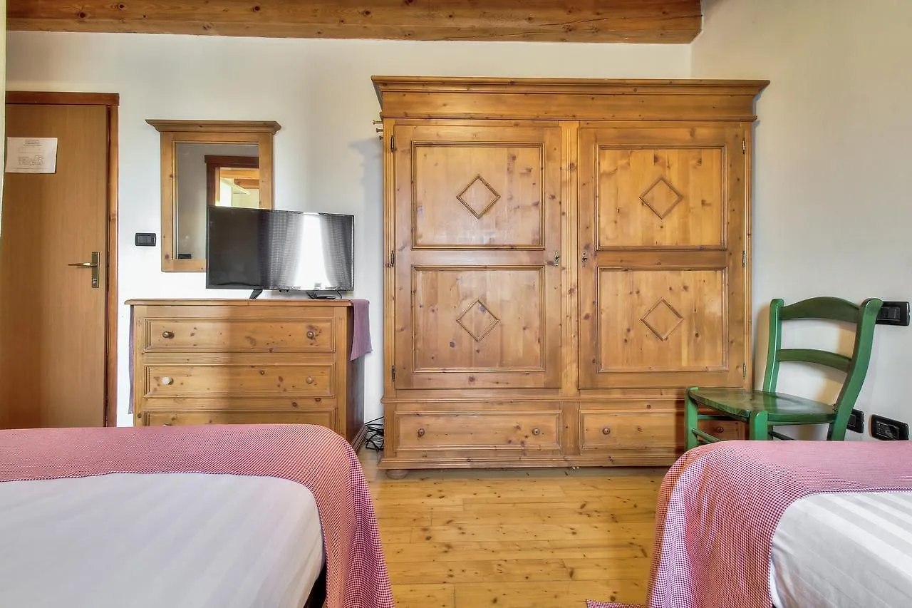 Casa Romantica La Parenzana Buje 3*,