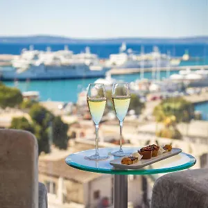 Luxe Szálloda Split