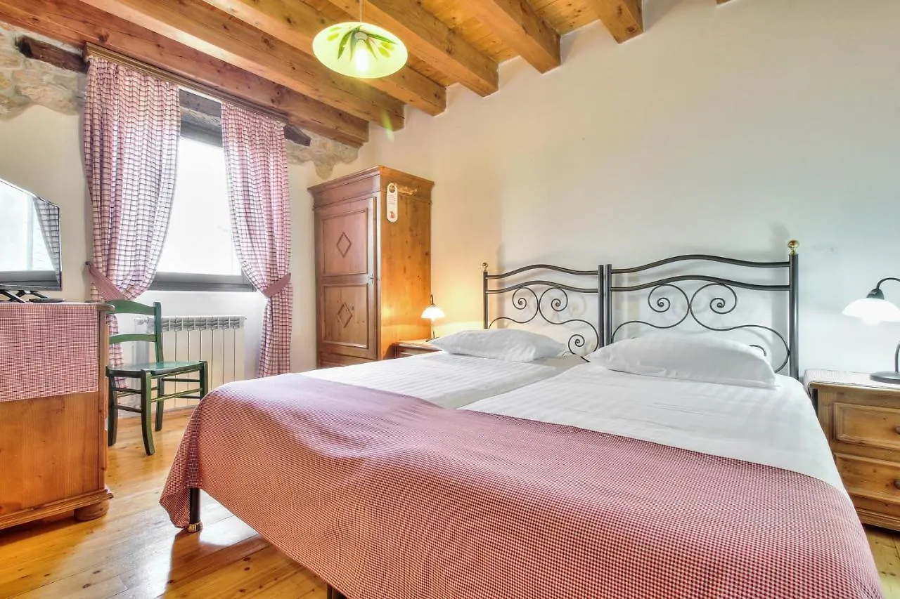 Casa Romantica La Parenzana Buje Croatia