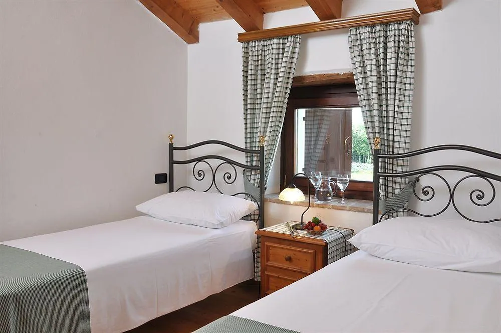 Casa Romantica La Parenzana Buje Bed & Breakfast